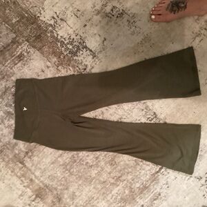 Old Navy Dark Green Flare Leggings
